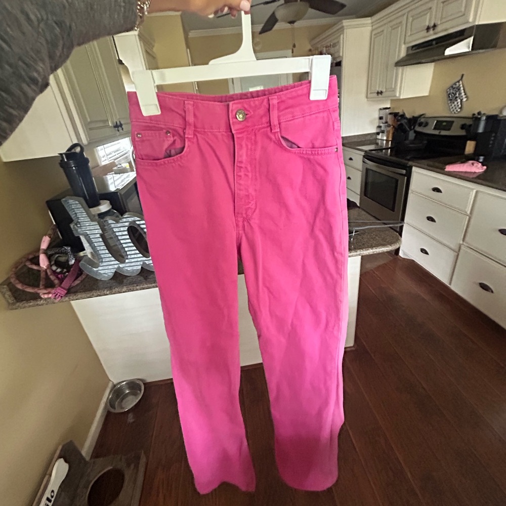Zara Women's Pink High Waisted Jeans 💕